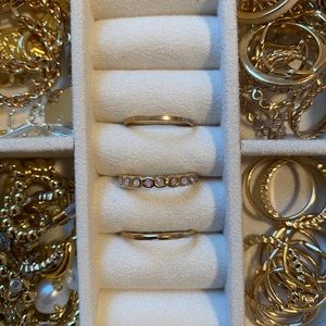 GOLD RINGS SET OF THREE
